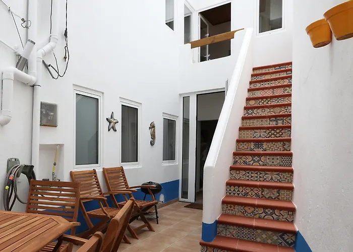 Nyaraló Sítio's Legend 1 Nazaré