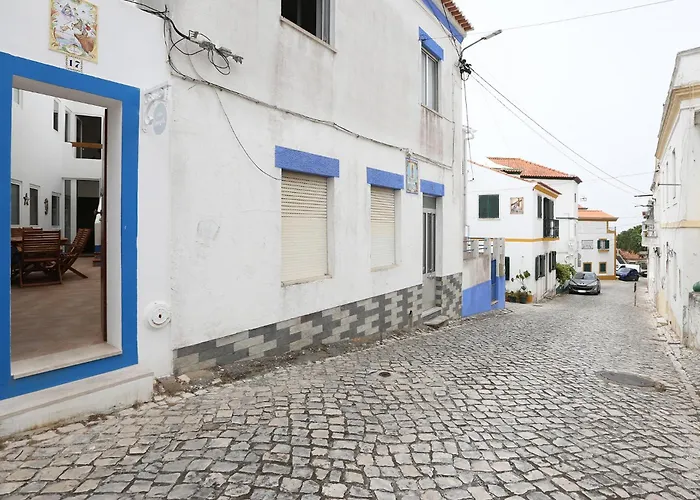 Nyaraló Sítio's Legend 1 *